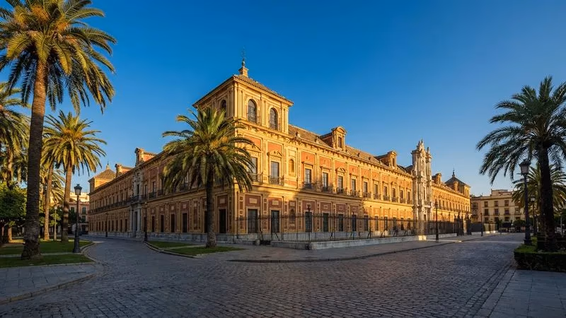 Auxiliar Administrativo de la Junta de Andalucía 2024: convocatoria y plazas