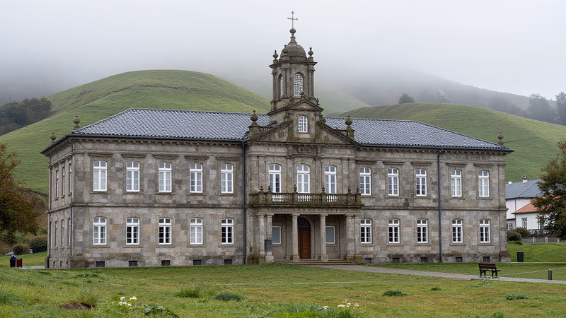 Nombramiento Personal Fijo SERGAS 2026: Auxiliares y Servicios Generales