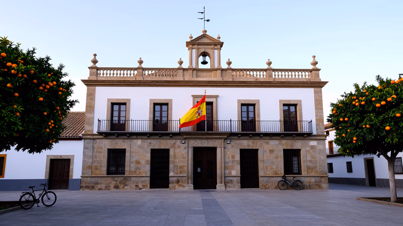 Oposiciones Ayuntamiento Vélez-Málaga 2026: 17 Plazas Turno Libre