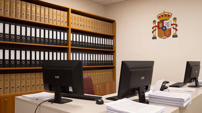 Auxilio Judicial Galicia 2026: Adjudicación de Plazas AGE