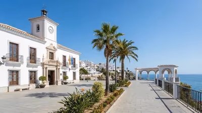 Oposición Ayuntamiento de Nerja 2026: 1 plaza de Técnico/a de Gestión