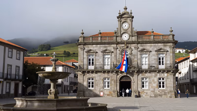 Empleo Ayuntamiento de Meis 2026: 3 plazas de Administrativo/a de Administr